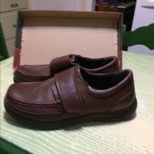 nunn bush velcro shoes